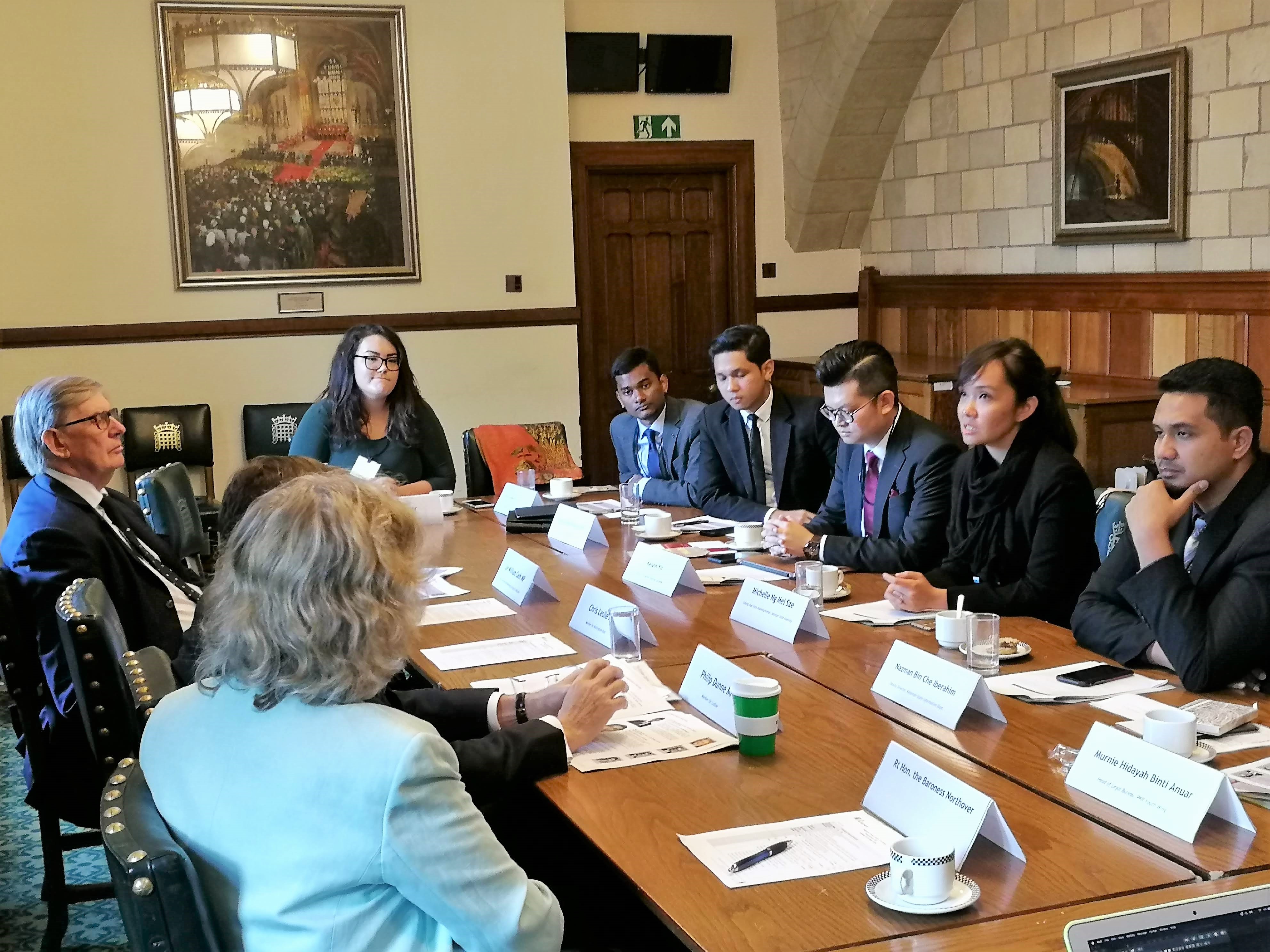 Sir William Cash MP, Philip Dunne MP, Rt Hon. the Baroness Northover in conversation with the delegation and Felicity Taylor (British High Commission Kuala Lumpur)