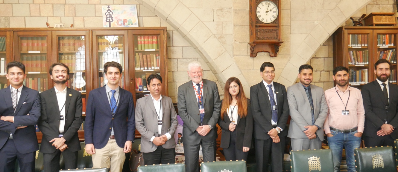 The delegation met with Lord Davies of Gower and discussed the UK's devolved structure, as well as the role of the House of Lords and its relationship with the House of Commons