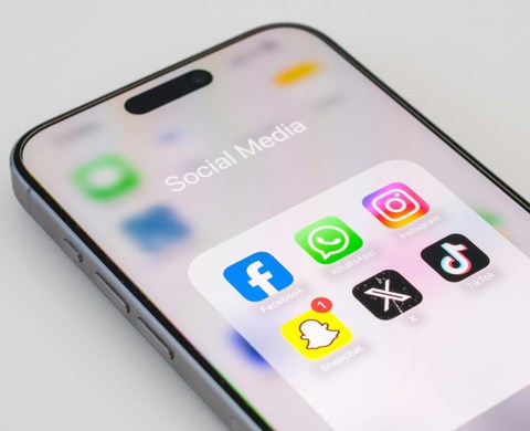 What can the UK learn from Australia's social media ban for under-16s? listing image